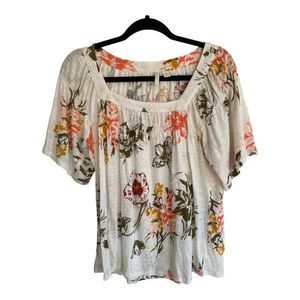 Est. 1946 White Floral Top Women’s Size Medium